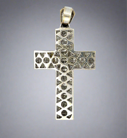 Back of white gold cross pendant