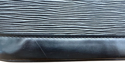 Bottom of bag with scuff marks
