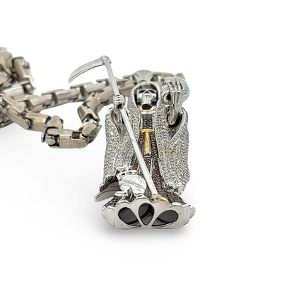 Bottom of pendant