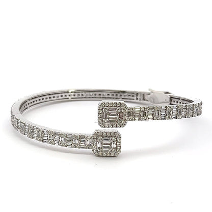 360 video of diamond bracelet
