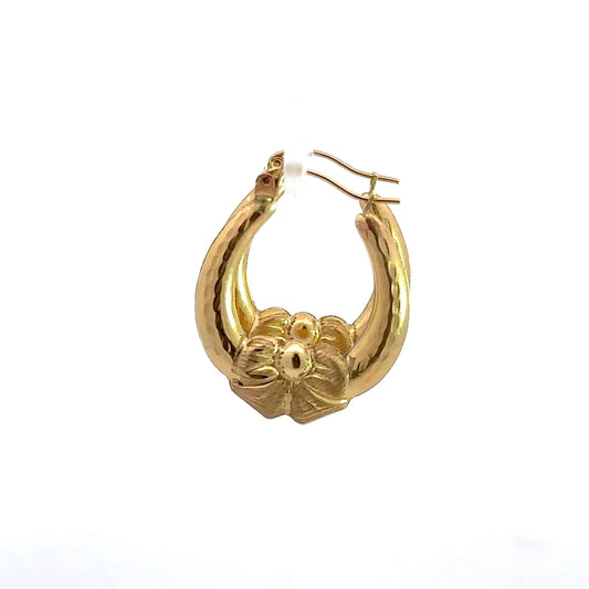 360 video of yellow gold hoops with bow detailing