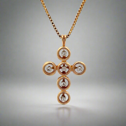 360 video of diamond cross necklace