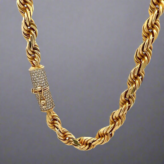 360 video of rope chain with diamond clasp