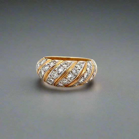 360 video of diamond ring