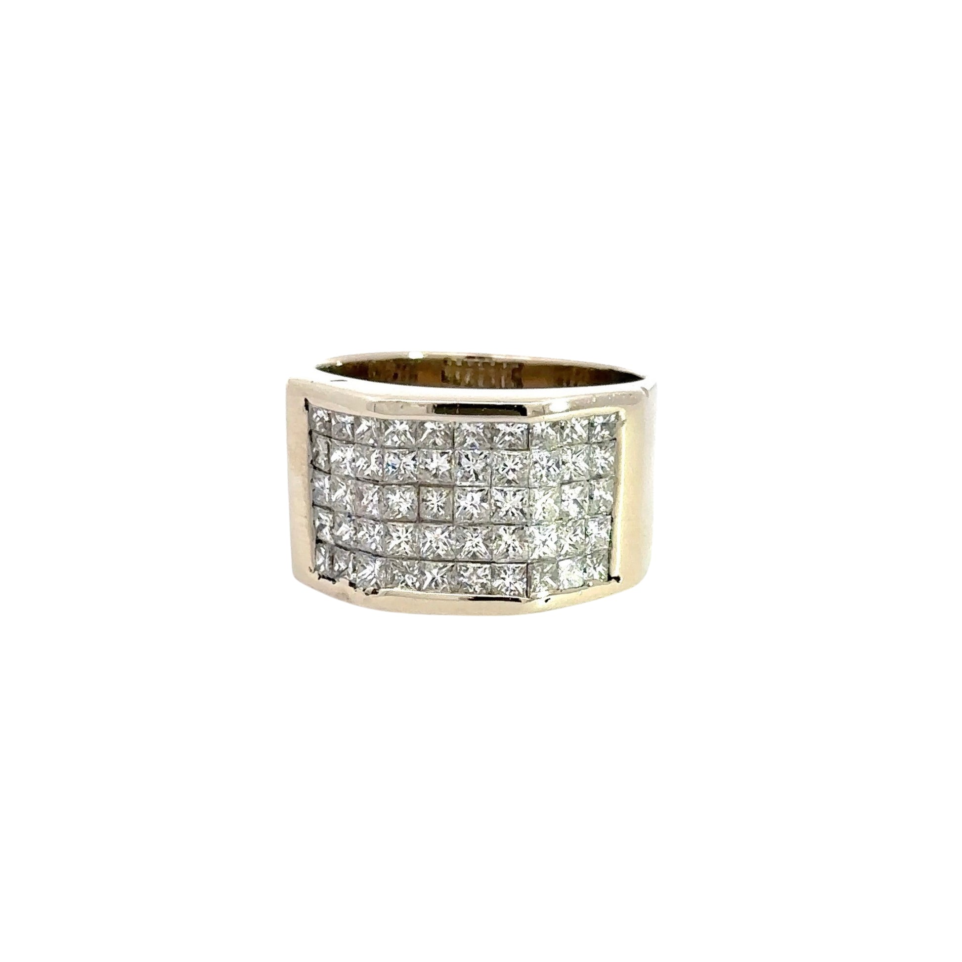 360 video of white gold band ring with 5 rows of princess-cut diamonds in the front.