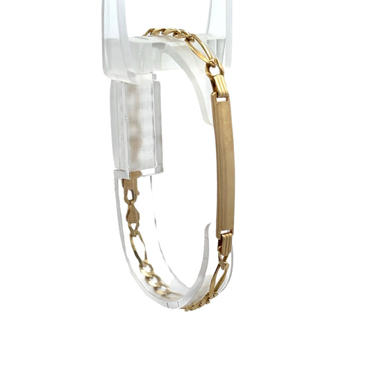 360 video of figaro link ID bracelet in yellow gold