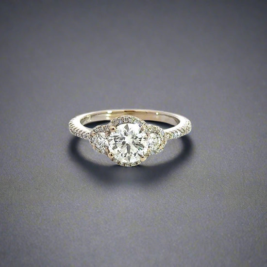 360 video of white gold 3 stone diamond ring