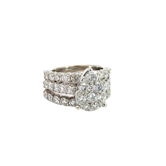 360 video of diamond wedding ring set 